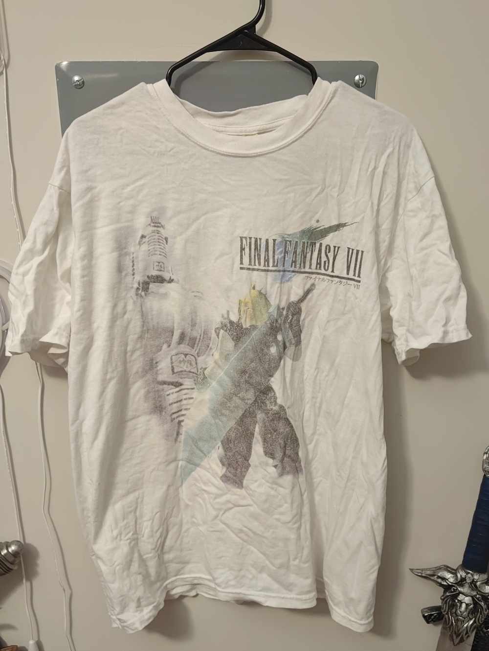 Comfort Colors Final Fantasy VII Graphic Tee - White